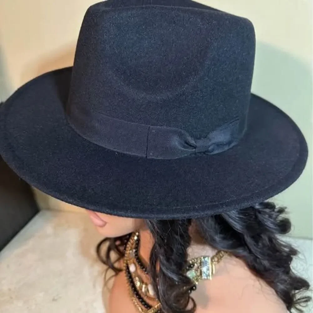 NEW Women’s Classy Black Fedora Style Wide Brim Hat